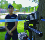 Kontakt policjanta z dziennikarzami na miejscu zdarzenia - praktyczny poradnik